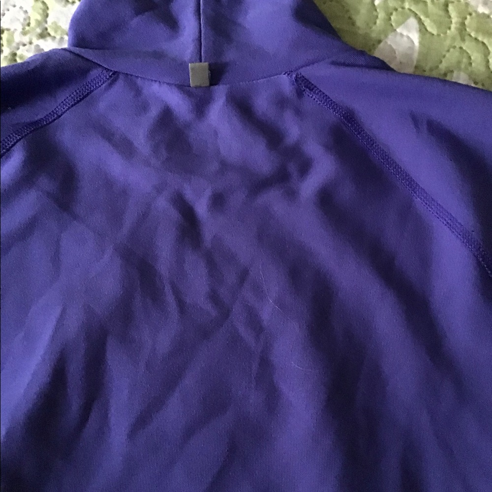 Sweater - Picture 7 of 7